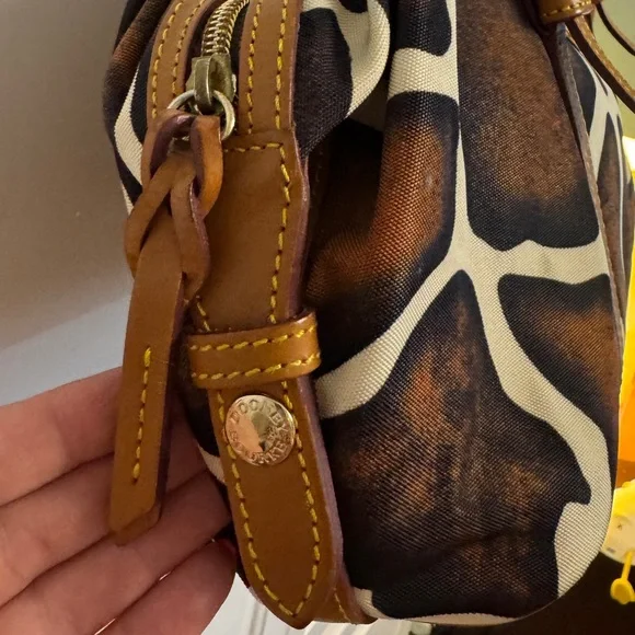 NWT DOONEY & BOURKE 🦆 RARE Vintage Giraffe Duffle Satchel Shoulder Bag - Picture 5 of 11